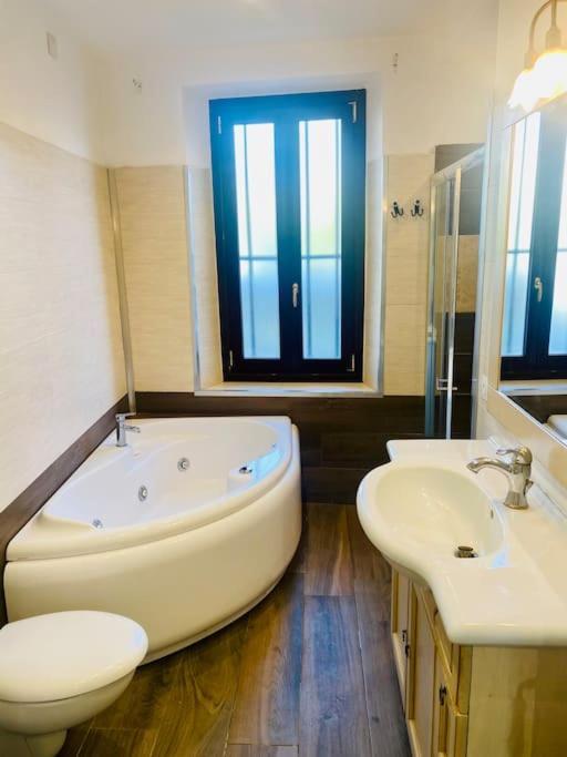 Rez De Jusqu A 6 Personnes * Hyeres